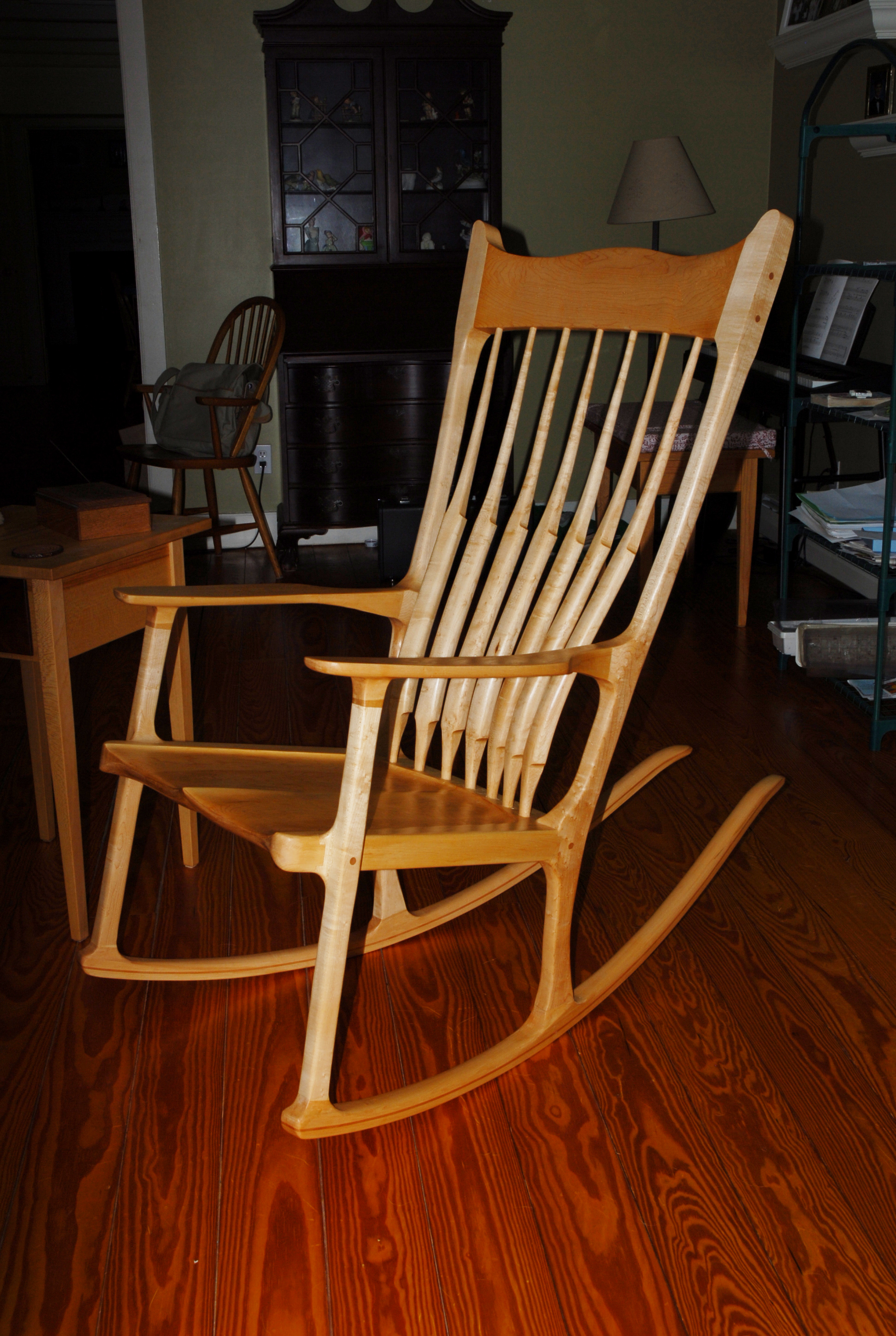 https://www.enallagma.com/woodworking/Finished%20Rocker%202.jpg